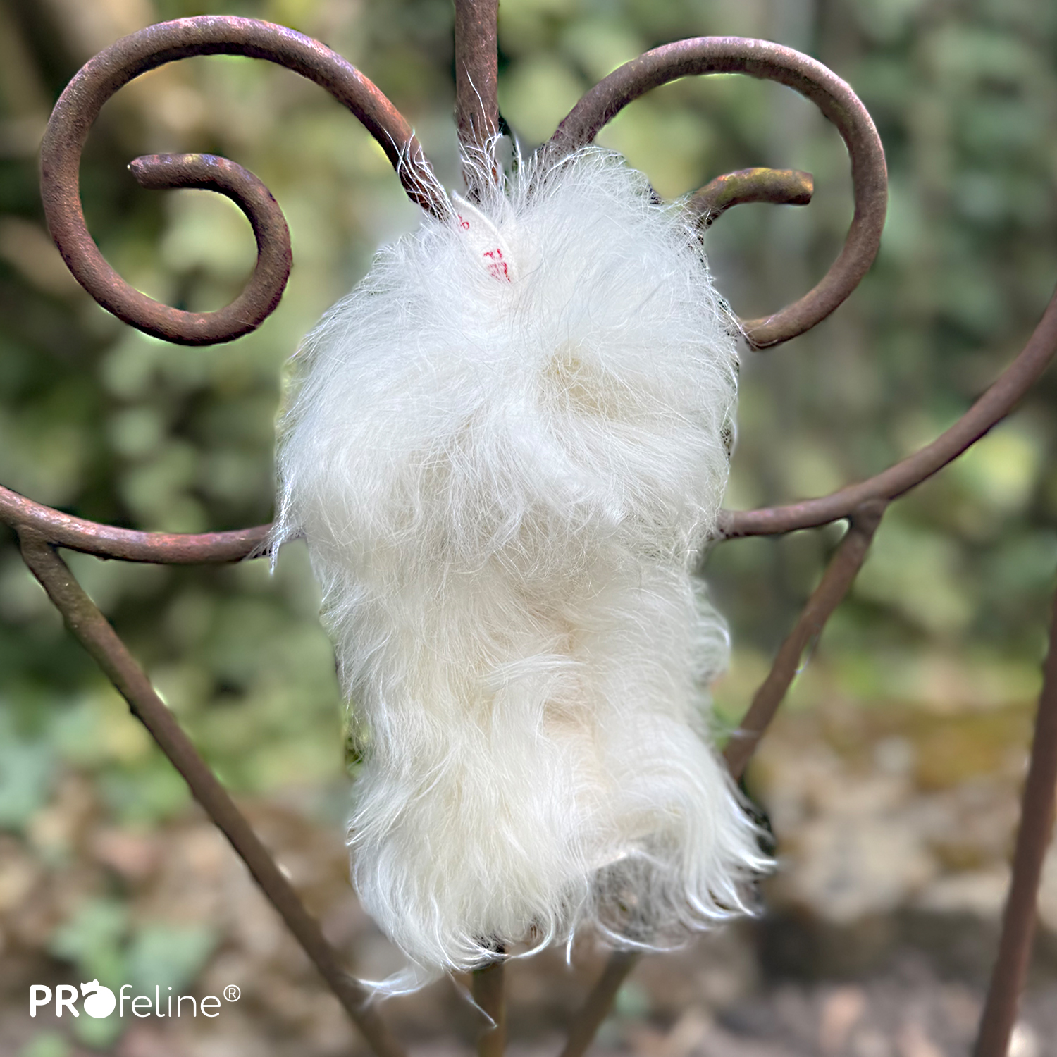 Curly Goat Fur Attachment / Anhänger Curly Goat Fur Attachment / Anhänger